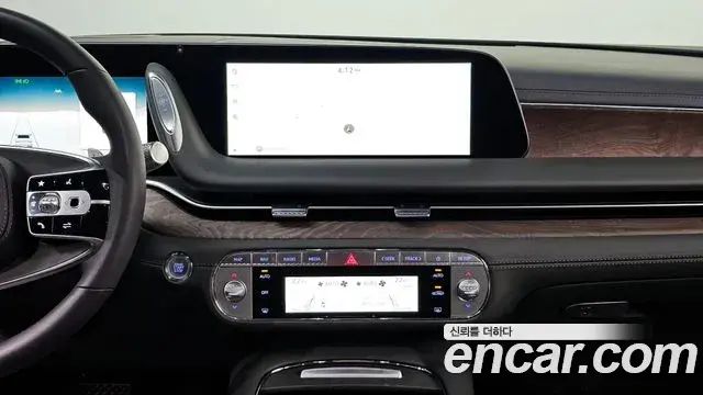 Genesis G90 2022 — Photo 11/20
