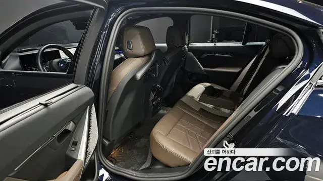 BMW i5 2025 — Şəkil 7/20