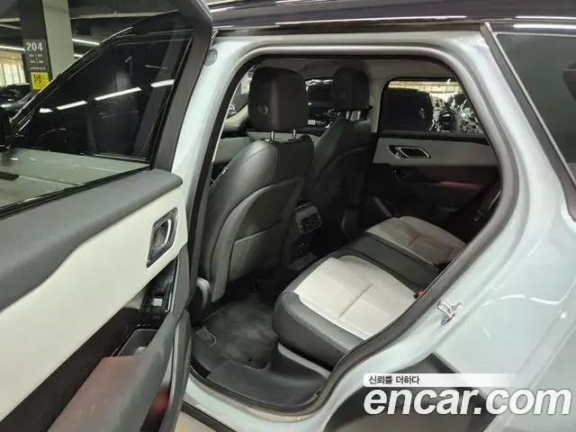 Land Rover Range Rover Velar 2025 — Şəkil 6/19