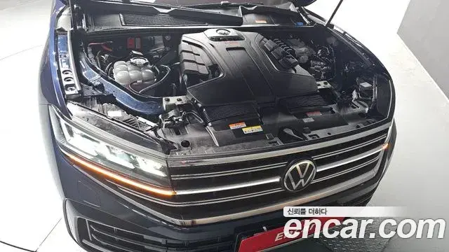 Volkswagen Touareg 2024 — ფოტო 3/20