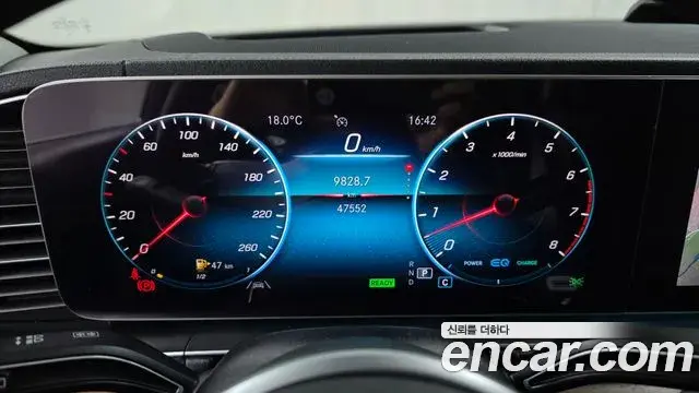 Mercedes-Benz GLE-Class 2019 — ფოტო 6/20