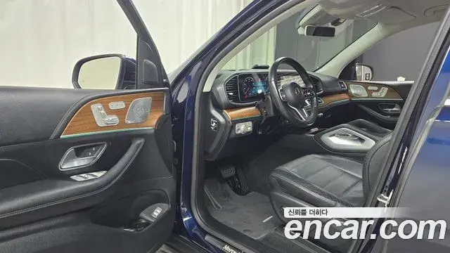 Mercedes-Benz GLE-Class 2019 — ფოტო 7/20
