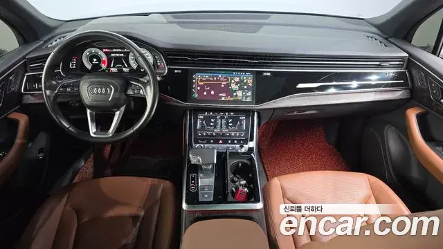 Audi Q7 2021 — Фото 7/20
