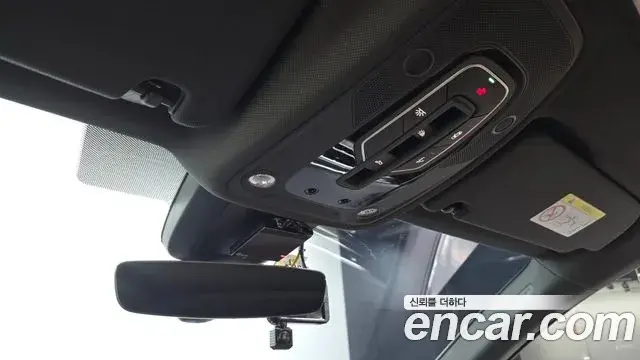 Audi Q7 2021 — Фото 17/20