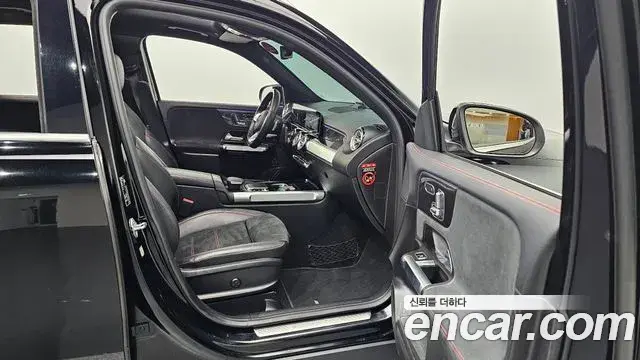 Mercedes-Benz GLB-Class 2020 — Фото 10/20