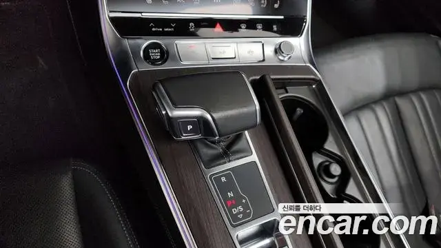 Audi A6 2023 — Şəkil 17/20