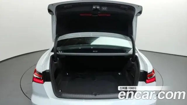 Audi A6 2023 — Şəkil 7/20