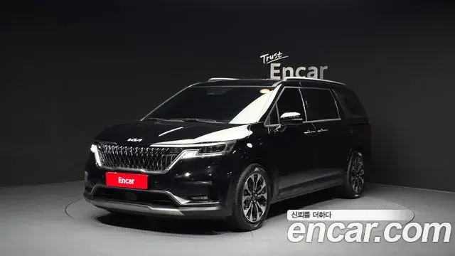 Kia Carnival 2021 — Photo 1/20