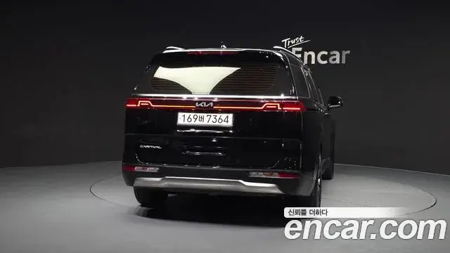 Kia Carnival 2021 — Photo 14/20