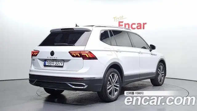Volkswagen Tiguan Allspace 2023 — ფოტო 3/20