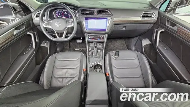 Volkswagen Tiguan Allspace 2023 — ფოტო 18/20