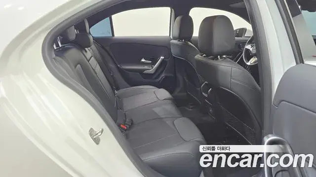 Mercedes-Benz A-Class 2024 — Şəkil 3/20