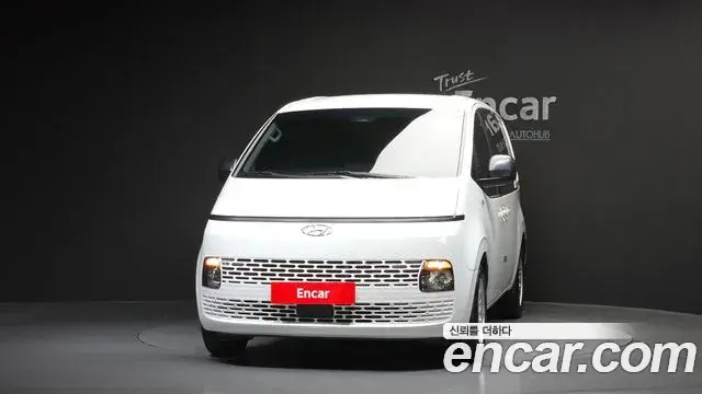Hyundai Staria 2024 — Photo 3/20