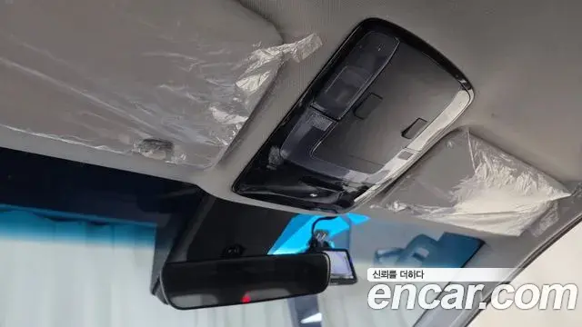 Hyundai Staria 2024 — Photo 7/20