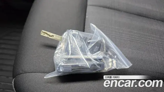 Hyundai Staria 2024 — Photo 16/20