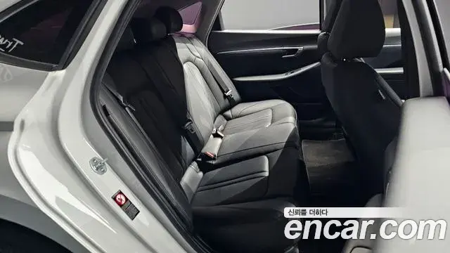 Hyundai Sonata 2019 — Фото 11/20