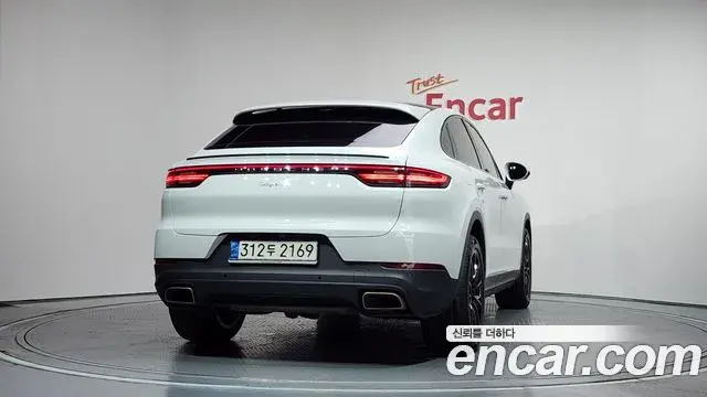 Porsche Cayenne 2020 — Фото 4/20