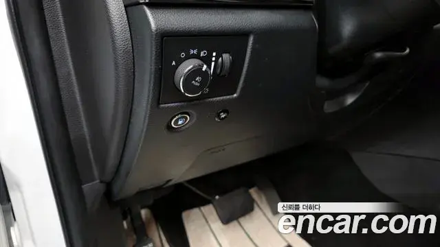 Jeep Grand Cherokee 2020 — Фото 17/20