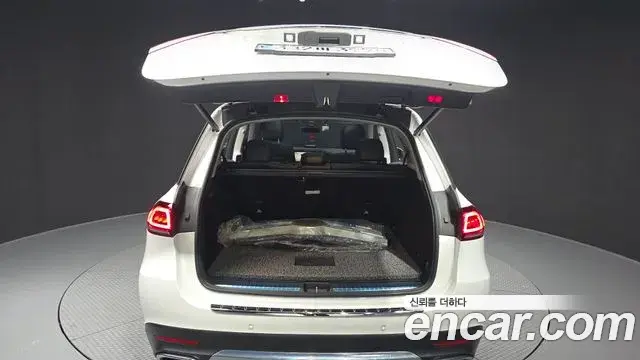 Mercedes-Benz GLE-Class 2020 — ფოტო 6/20