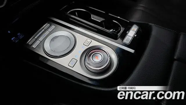 Genesis Electrified G80 2021 — Фото 9/20