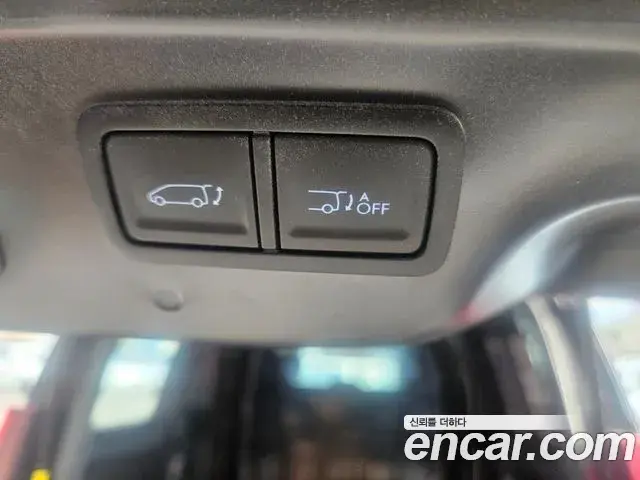 Hyundai Staria 2025 — ფოტო 12/17