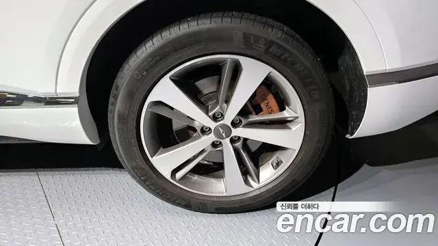 Genesis GV80 2023 — Photo 10/20