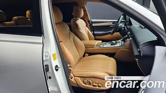 Genesis GV80 2023 — Photo 12/20