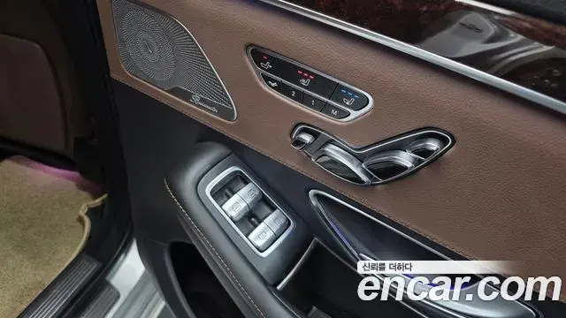 Mercedes-Benz S-Class 2018 — Фото 19/20