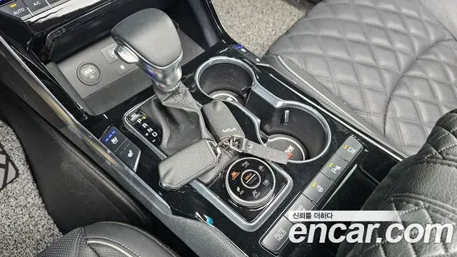 Kia Mohave The Master 2022 — Şəkil 10/20