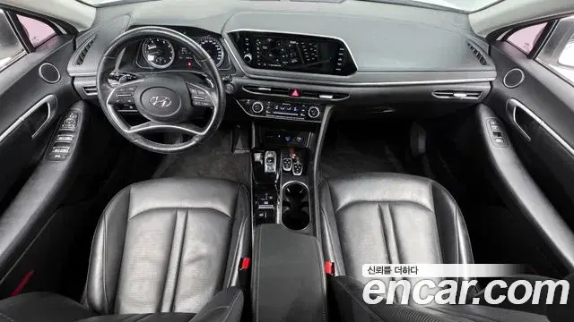 Hyundai Sonata Hybrid 2020 — Photo 11/20