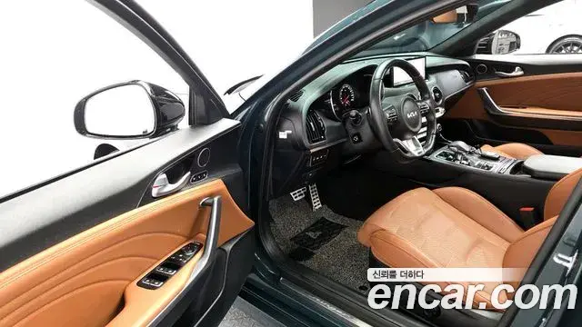 Kia Stinger Meister 2023 — Şəkil 15/20
