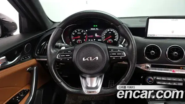 Kia Stinger Meister 2023 — Şəkil 12/20