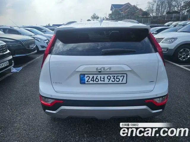 Kia Niro 2024 — ფოტო 4/20