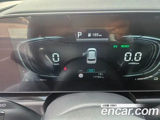 Kia Niro 2024 — ფოტო 8/20