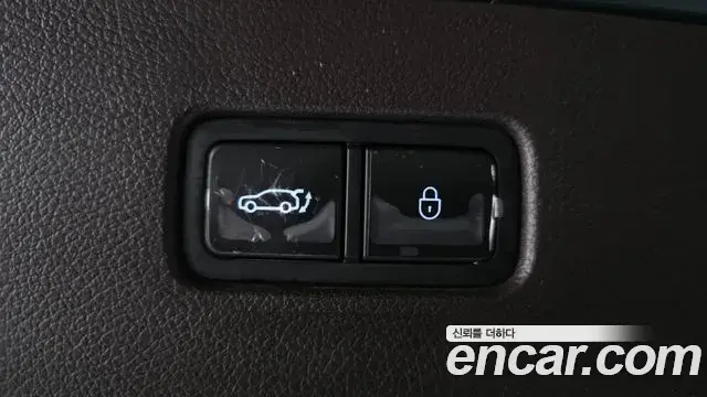 Genesis GV80 2022 — ფოტო 16/20