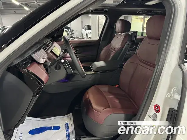 Land Rover Range Rover Sport 2023 — Photo 6/18