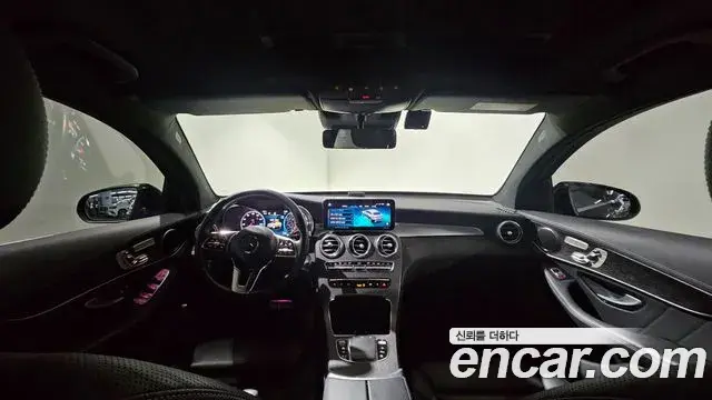 Mercedes-Benz GLC-Class 2023 — Фото 17/20