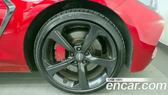Genesis G70 2020 — ფოტო 8/20