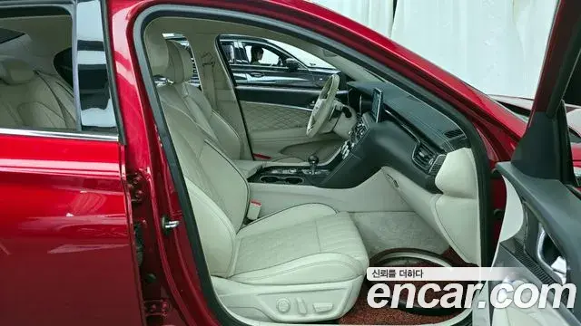 Genesis G70 2020 — ფოტო 4/20