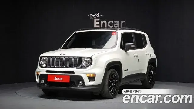 Jeep Renegade 2022 — Фото 10/20