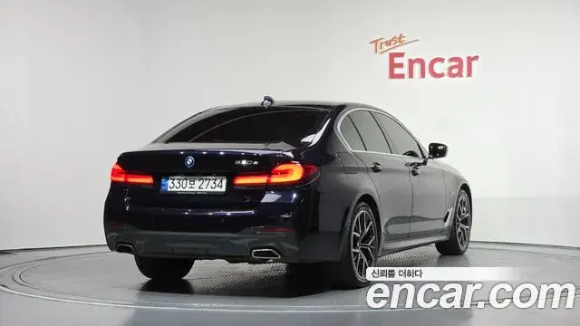 BMW 5 Series 2022 — Şəkil 6/20