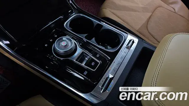 Kia Carnival 2021 — Фото 9/20