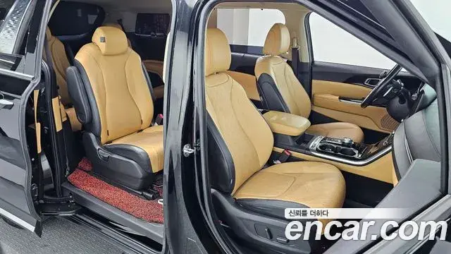 Kia Carnival 2021 — Фото 10/20