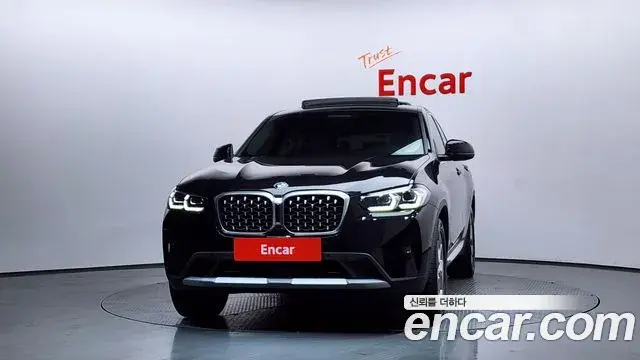 BMW X4 2023 — Фото 3/20