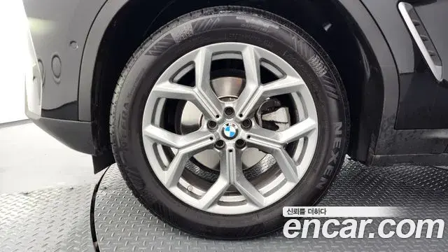BMW X4 2023 — Фото 5/20