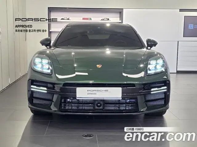 Porsche Panamera 2025 — ფოტო 16/20