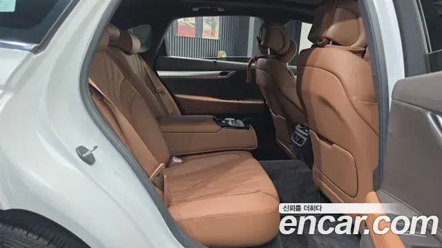 Genesis G80 2022 — Photo 10/20