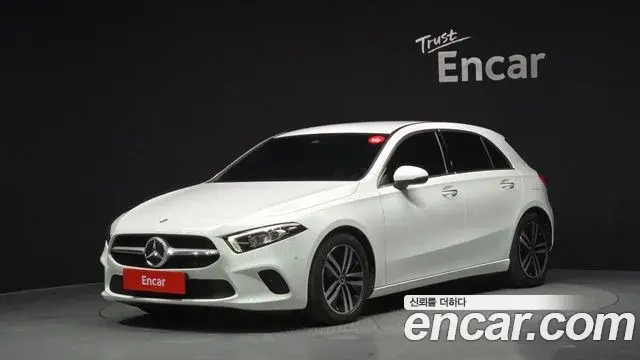 Mercedes-Benz A-Class 2022 — Фото 1/20