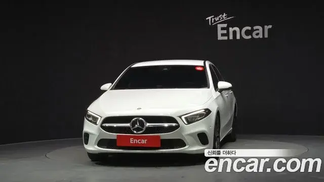 Mercedes-Benz A-Class 2022 — Фото 3/20
