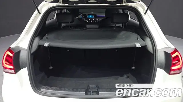 Mercedes-Benz A-Class 2022 — Фото 20/20